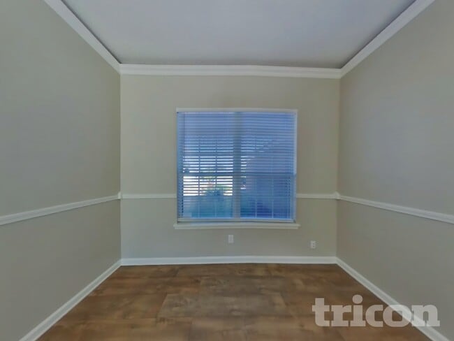 Building Photo - 11507 Otters Den Ct E