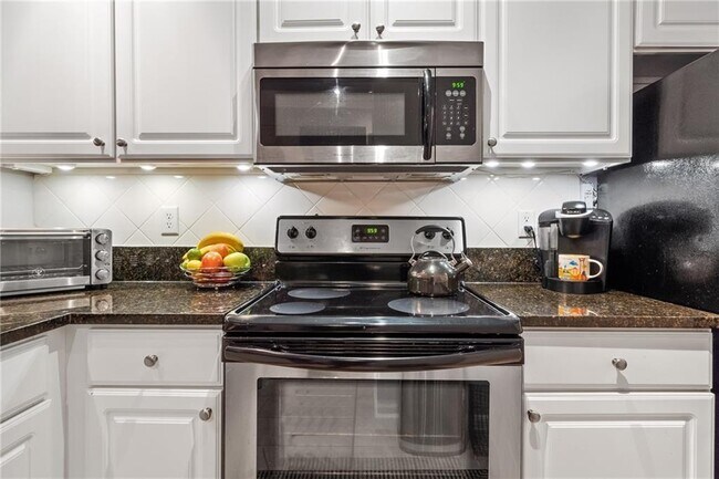 Foto del edificio - 1332 Westchester Ridge NE