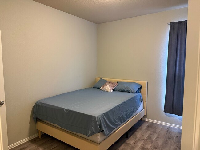 Building Photo - 25 Purple Sage Ranch Cir