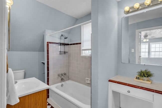 Foto del edificio - 2314 Eagle St