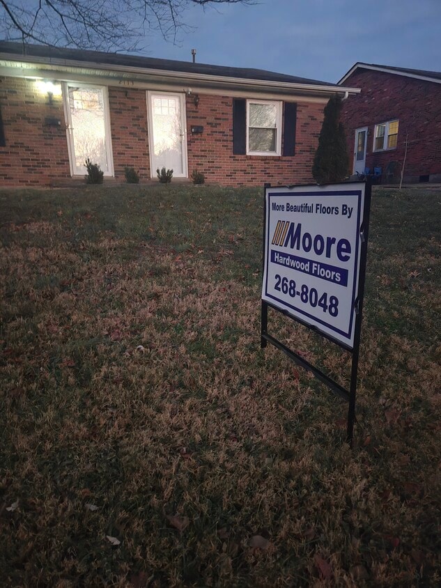 Building Photo - 2113 Saint Michael Dr