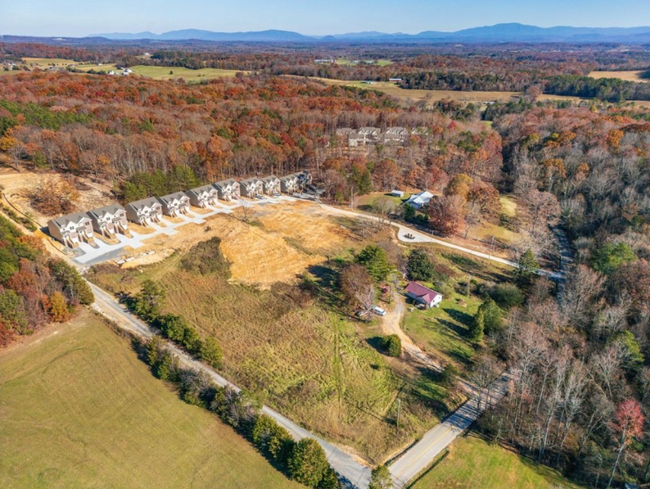 Foto del edificio - 381 Hungry Hollow Rd SE