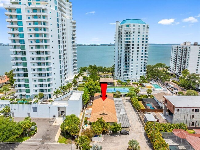 Foto del edificio - 3420 S Carter St