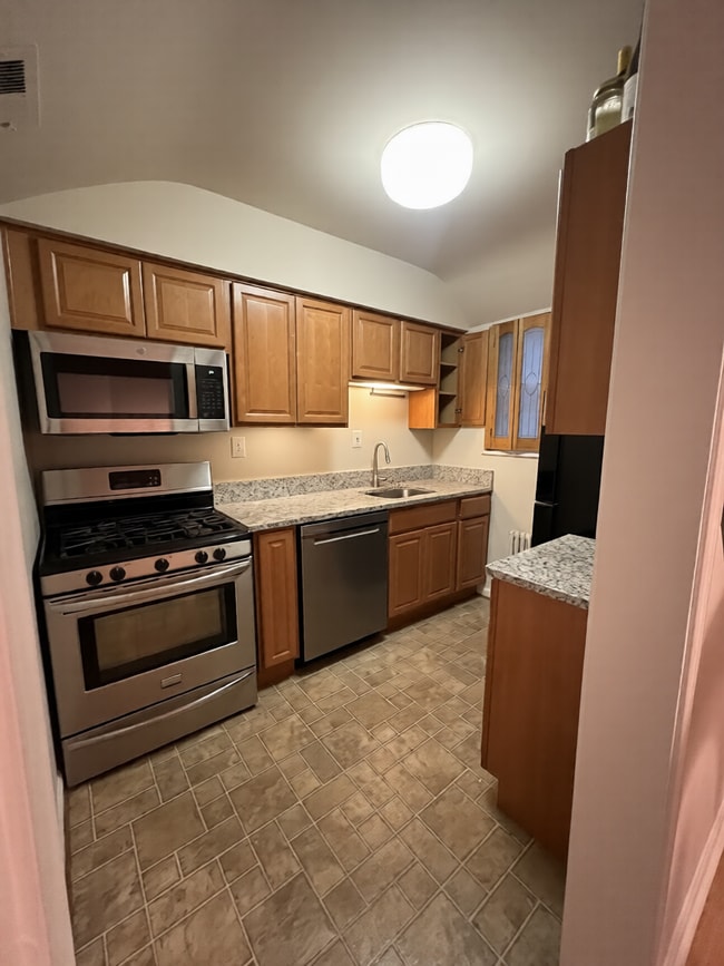 Building Photo - 1224 N Meade St