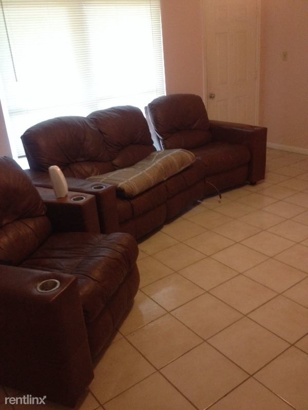 Foto del edificio - 4 br, 2 bath House - 22nd causeway x route 41