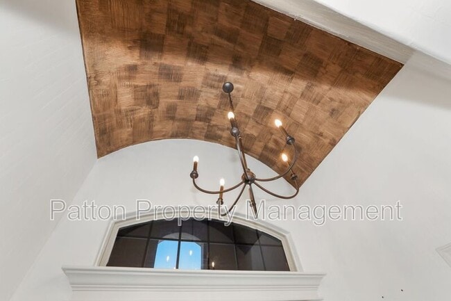 Foto del edificio - 7303 Rochester Dr