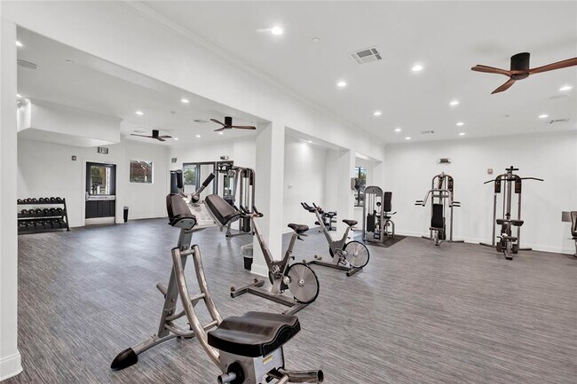 Foto del edificio - 6607 Aspen Heights