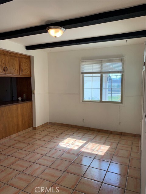 Foto del edificio - 2282 E 17th St