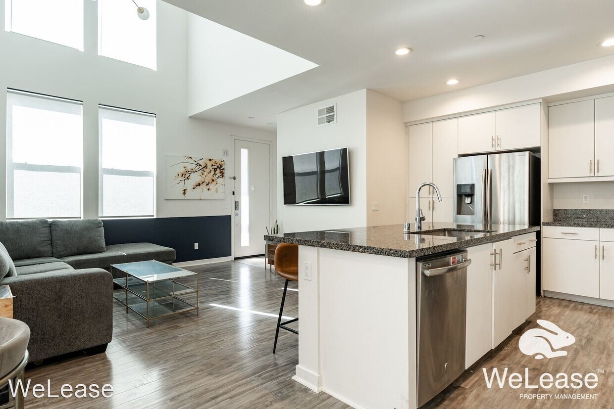 Primary Photo - 3 br, 3.5 bath House - 2364 Element Way