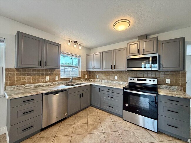 Foto del edificio - 4515 54th Ave N