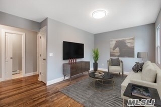 Foto del edificio - 2192 Seamans Neck Rd