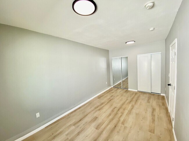 Foto del edificio - Secluded ADU with Private Entrance in West...