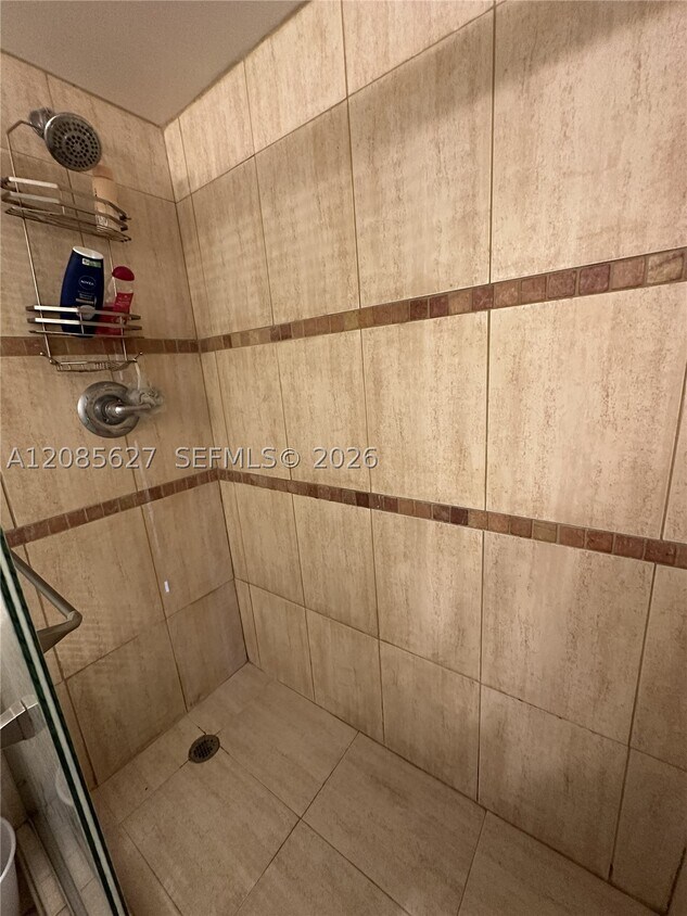 Foto del edificio - 210 172nd St