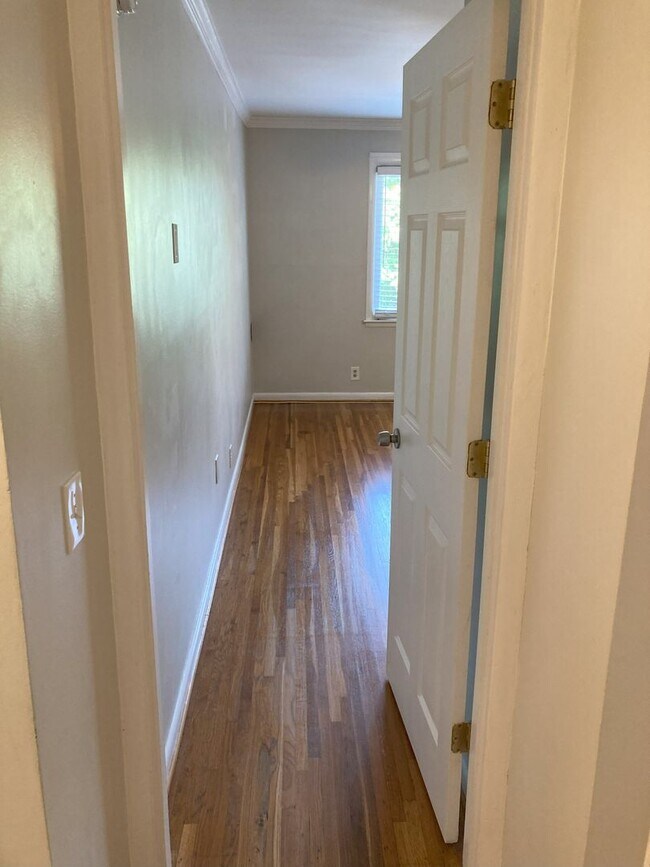 Foto del edificio - HISTORIC WAVERLY One Bedroom One Bath Condo