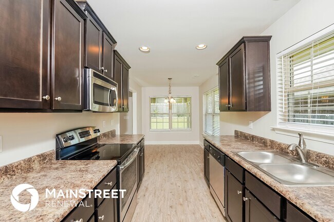 Foto del edificio - 825 Clover Ave