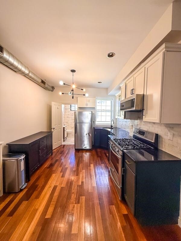 Foto del edificio - 96 Bowers St