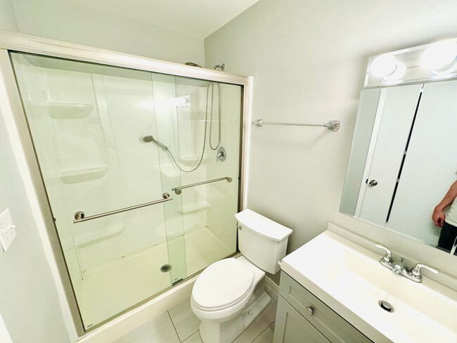 Building Photo - Cerritos, home