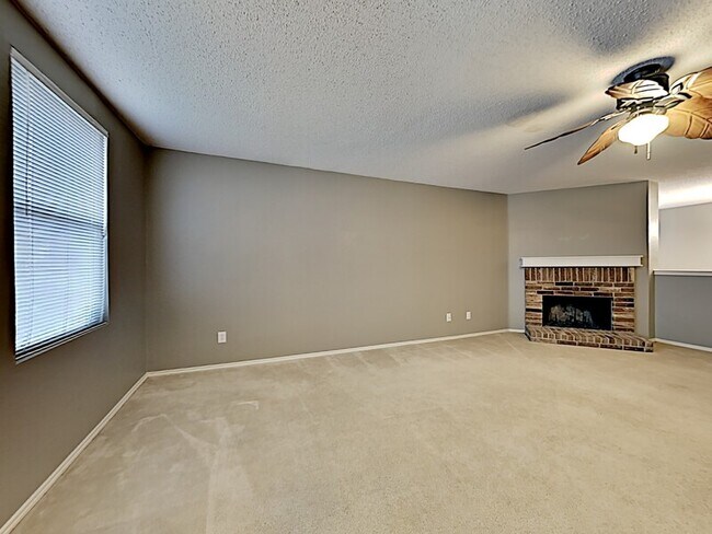 Foto del edificio - 1201 Scarlet Sage Pkwy