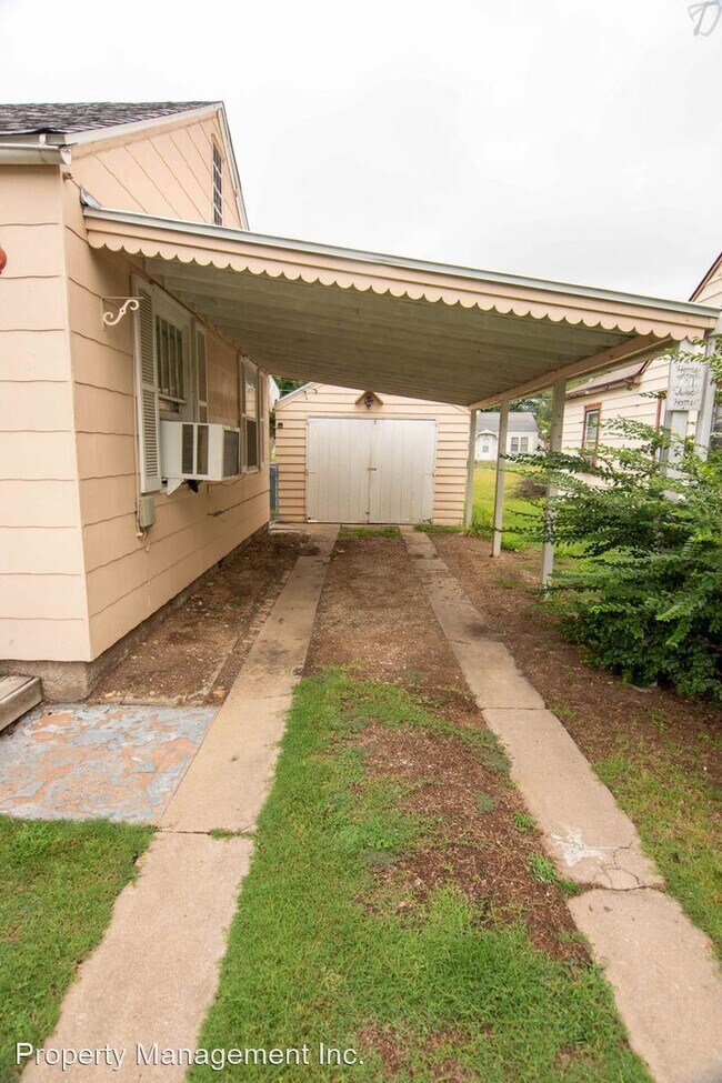 Building Photo - 2 br, 1 bath House - 1906 W 6th