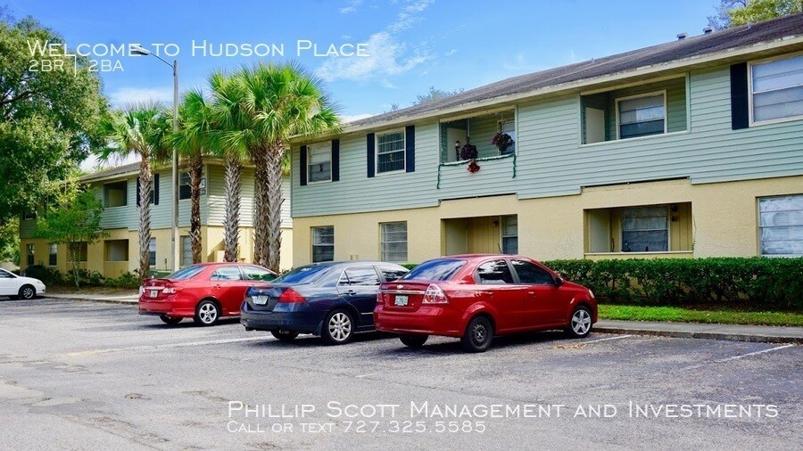 Primary Photo - Welcome to The Hampton's at Brandon