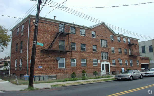 Foto principal - 763 Lenox Rd