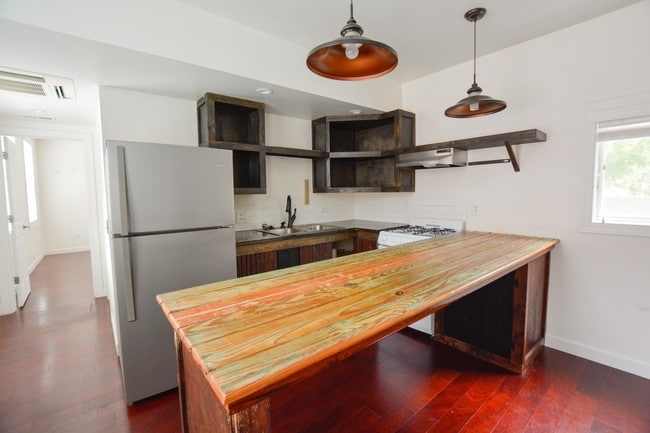 Building Photo - 1 bedroom in Charleston SC 29403