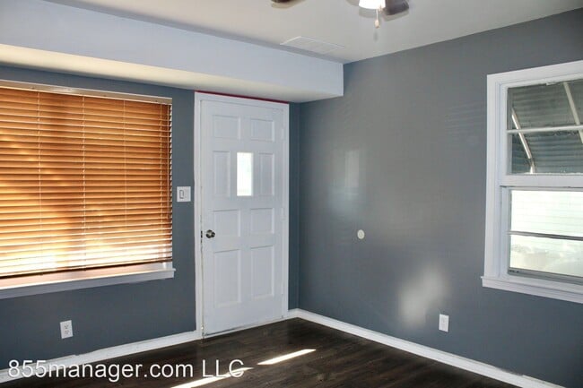 Building Photo - 2 br, 1 bath House - 3922 Herrick Street