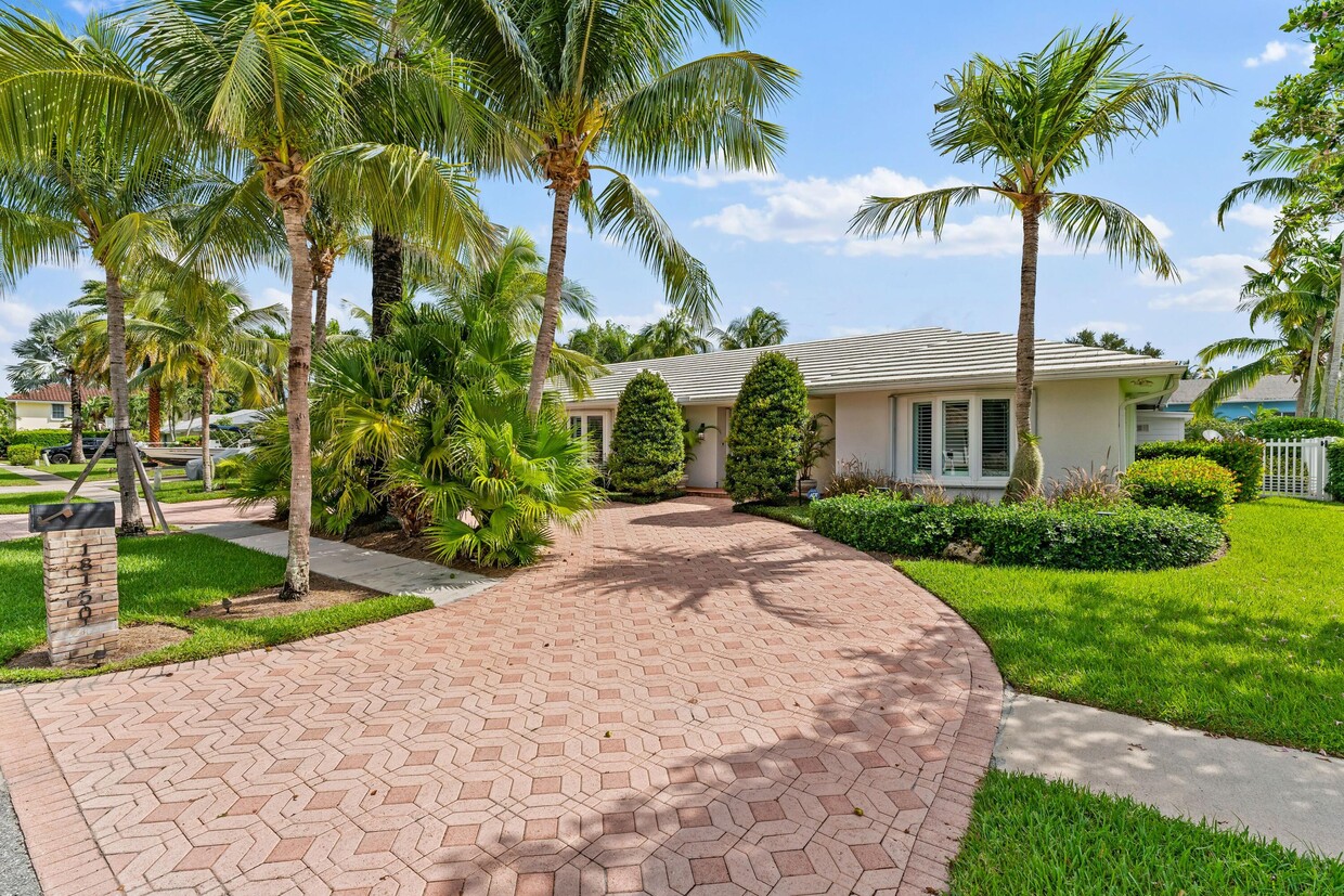 Foto principal - 18150 Perigon Way