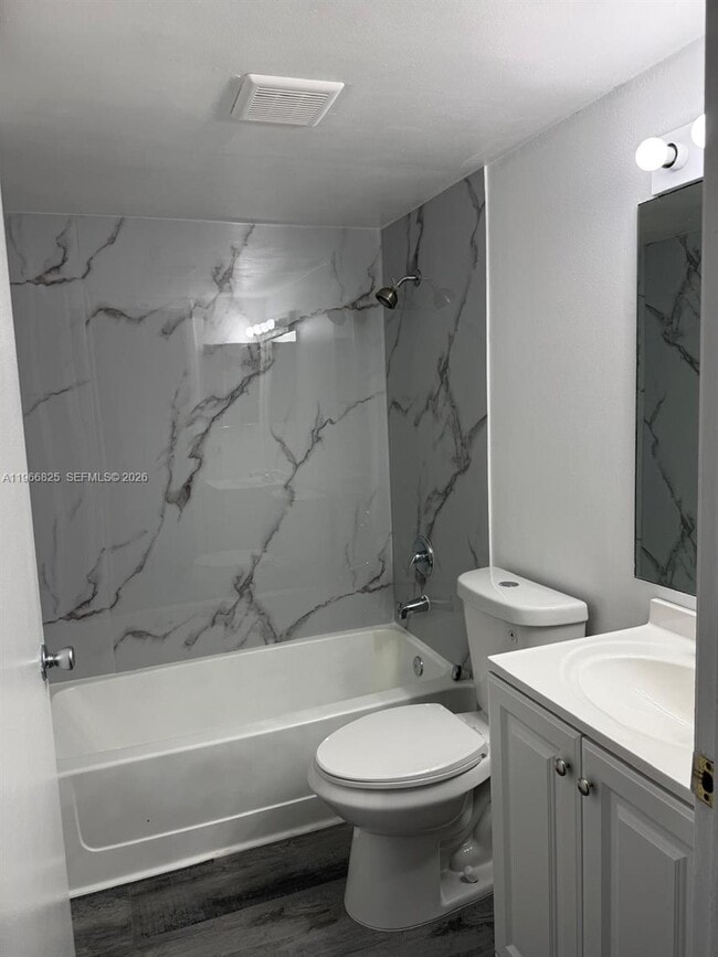 Foto del edificio - 15610 SW 80th St