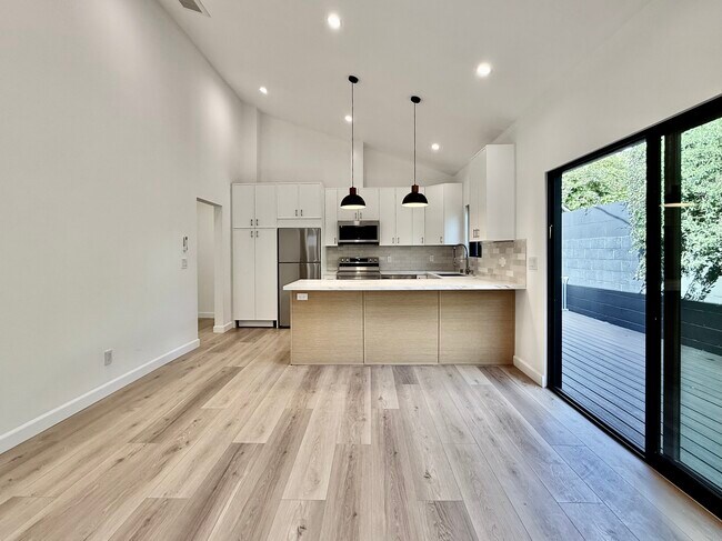 Foto del edificio - 619 N Vista St