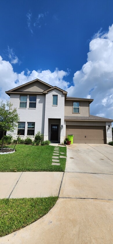 5 Bedroom Spacious House - 3502 Park Vista Dr (Missouri City, TX)
