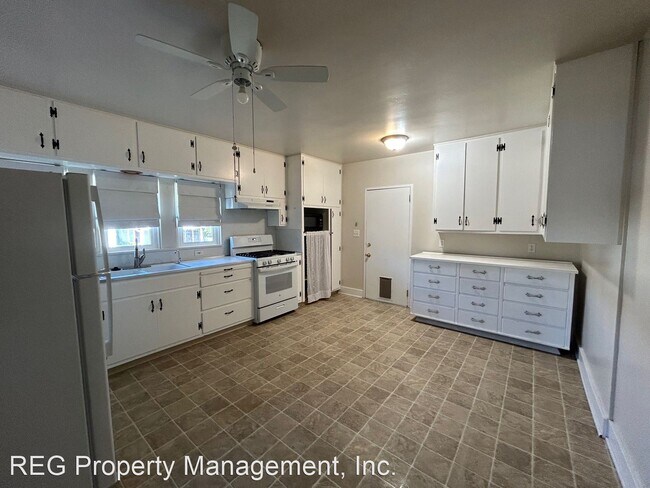 Building Photo - 3 br, 2 bath House - 395 Pismo Street
