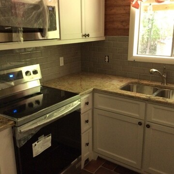 Foto del edificio - 4360 Hickory Wood Ln