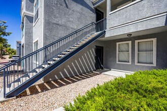 Building Photo - 6955 N Durango Dr