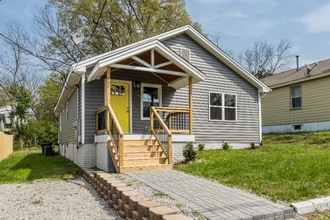 Building Photo - 705 Gray Ave