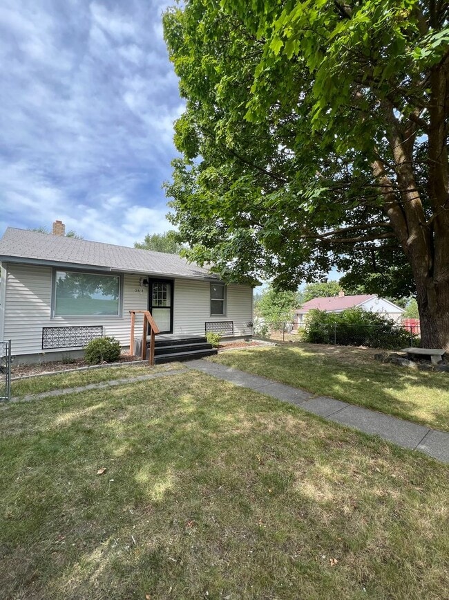 Foto del edificio - North Spokane Gem!! Coming soon!