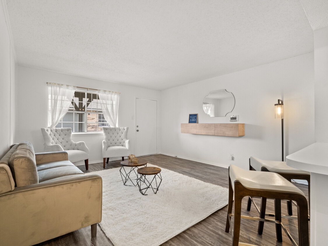 Celeste Apartments 2960 Lake St Lake Charles, LA Apartments for