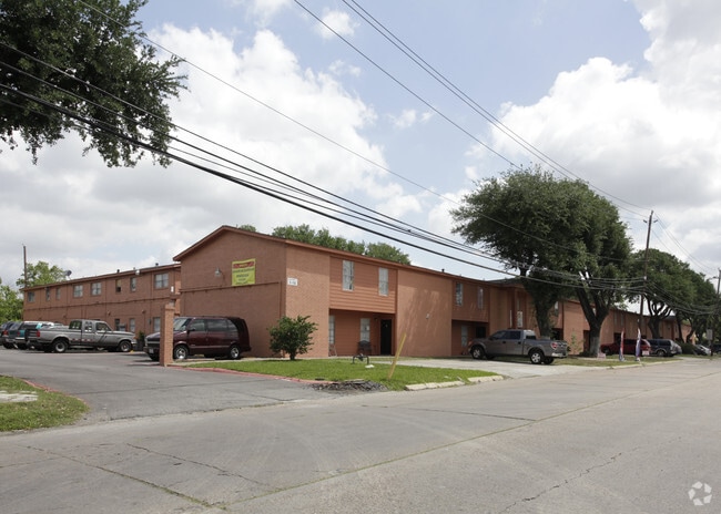 Building Photo - Garner Park