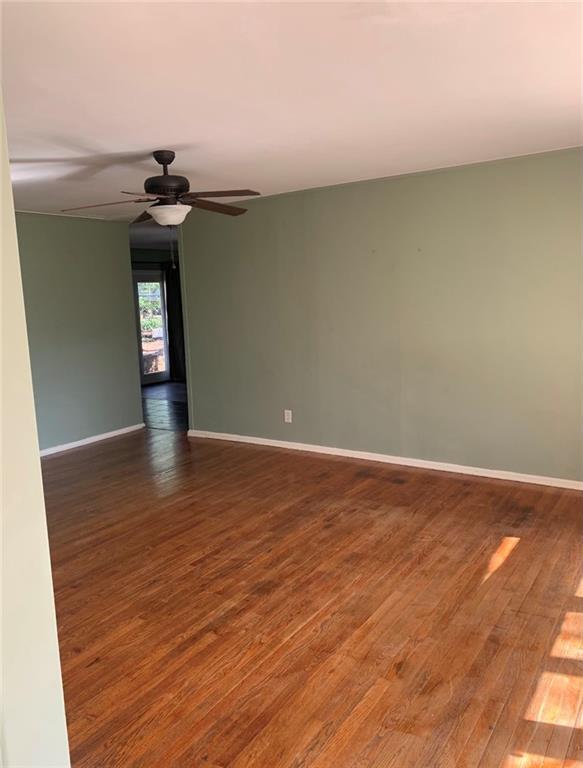 Foto del edificio - 1246 N Oak Ave