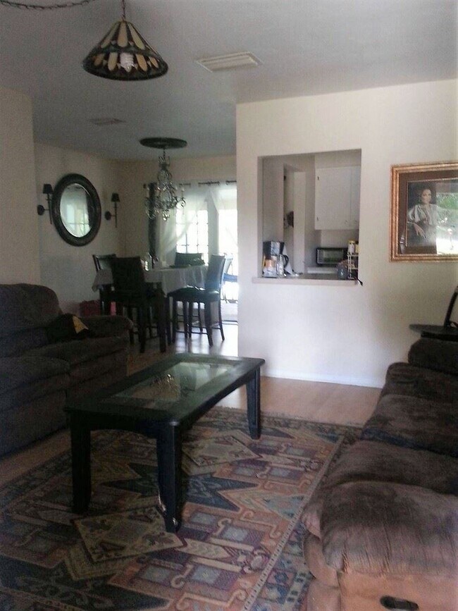 Building Photo - 3 br, 2 bath House - 1127 GERONA AVE
