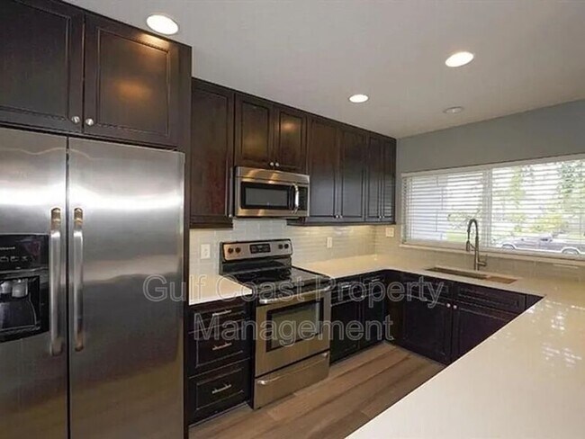 Foto del edificio - 2440 Parson Ln