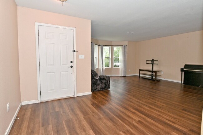 Foto del edificio - 1043 Rentham Ln