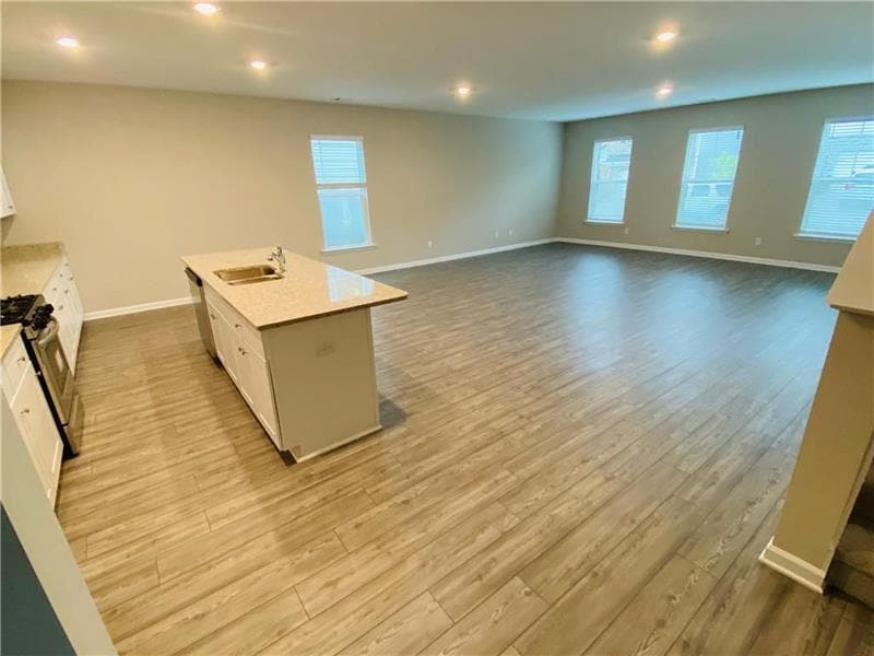 Building Photo - 4256 Waxwing St