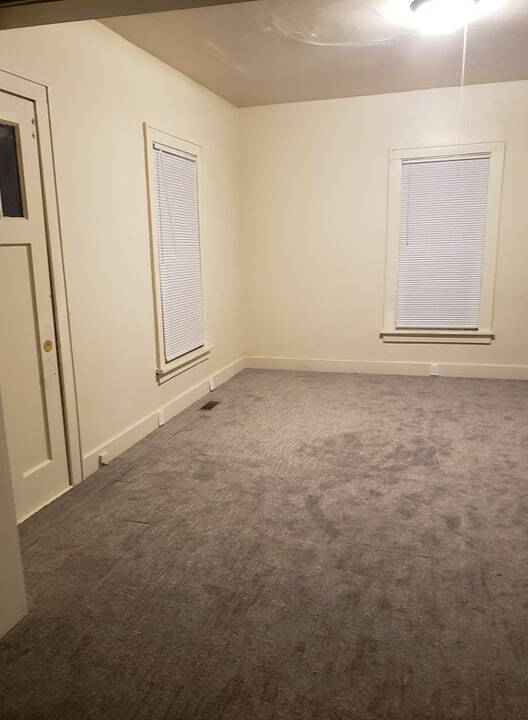 Foto del edificio - 300 1st Ave