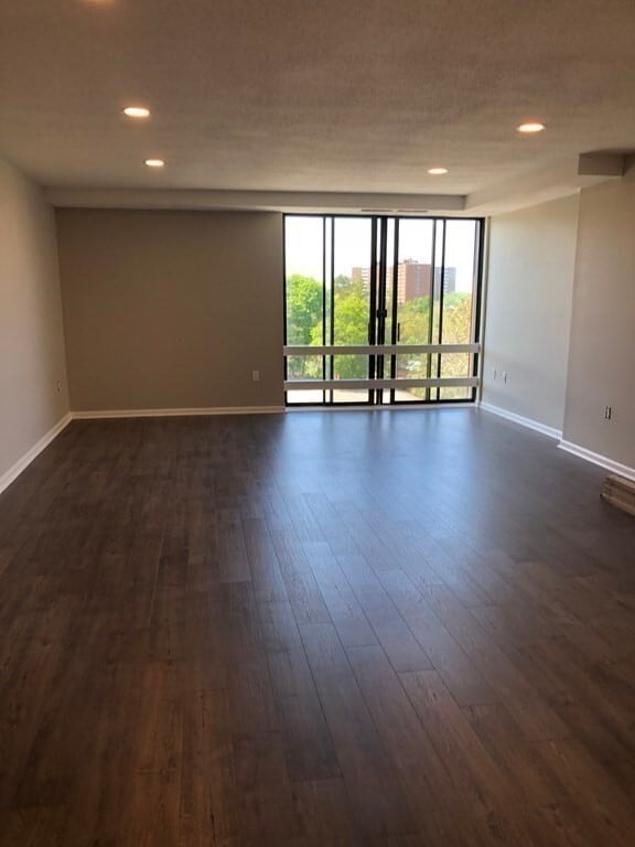 402 Paradise Rd Unit PHD, Swampscott, MA 01907 Condo for Rent in