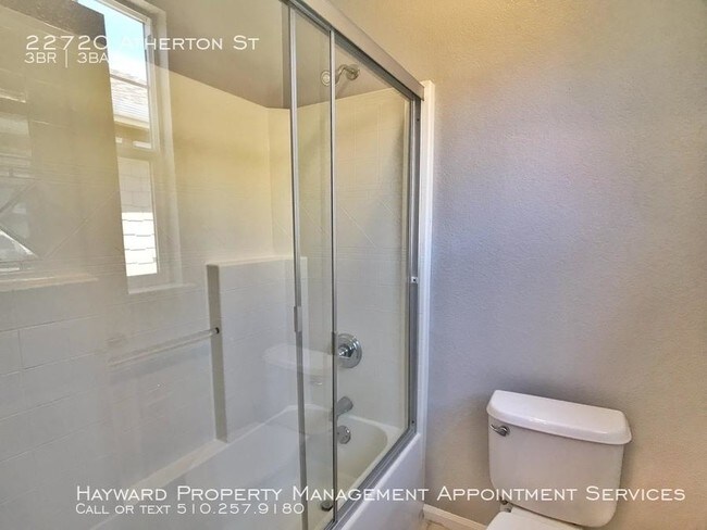 Foto del edificio - 3 bedroom in Hayward  94544