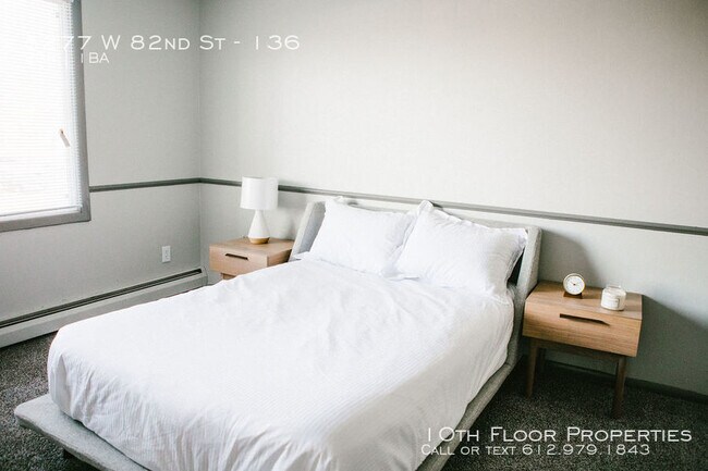 Foto del edificio - 5277 W 82nd St