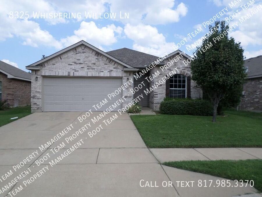 Primary Photo - 4 bedroom, 2 bath House in Fort Worth