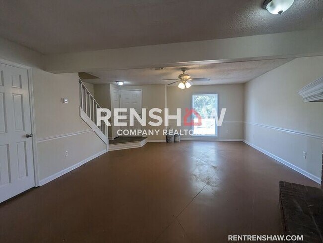 Building Photo - Hickory Ridge - 2 Bed / 2.5 Bath - Duplex ...