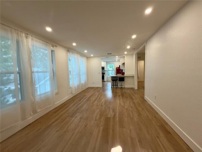 Foto del edificio - 2238 Quincy St S